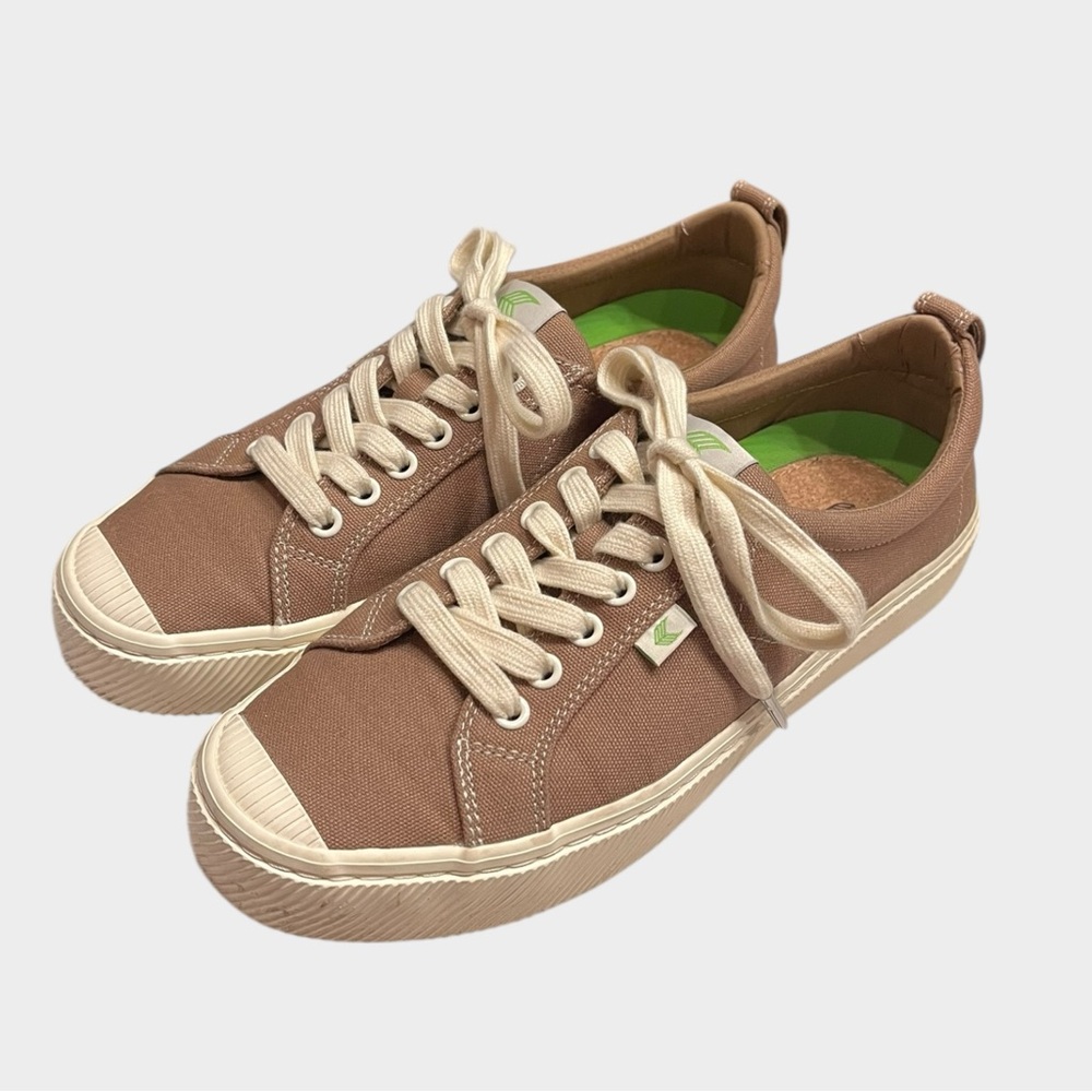 CARIUMA Taupe Canvas Sneakers Eco-Friendly Casual Lace-Up Women 9.5 / Men 8 - Picture 2 of 10
